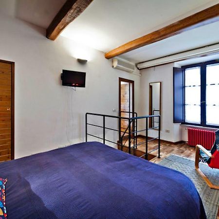Caratteristico Appartamento A Piazza Navona Рим Экстерьер фото